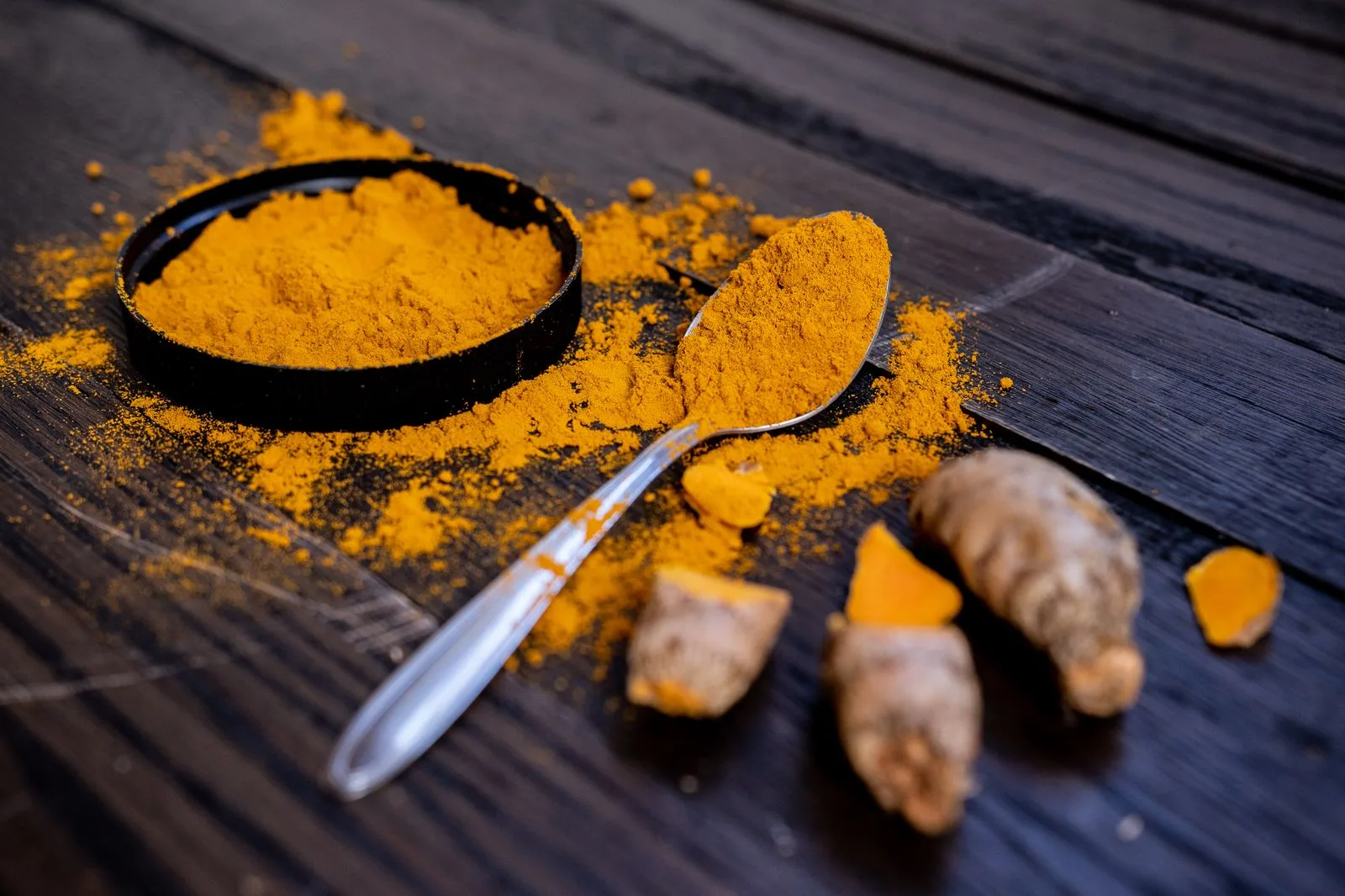 Turmeric root and powder: rich colour and aroma mean a smaller pinch goes a long way
